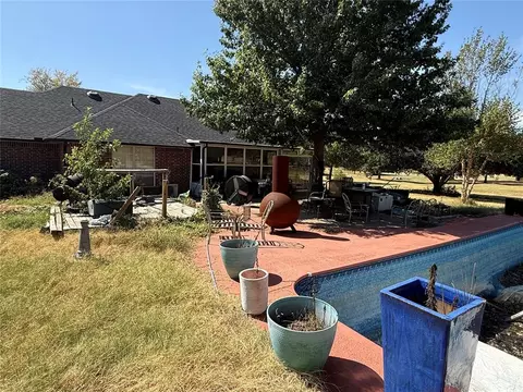 Exterior - 873 Oaklawn Dr, Tuttle, OK 73089 photo 6 of 13