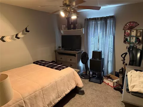 Bedroom - 873 Oaklawn Dr, Tuttle, OK 73089 photo 2 of 3