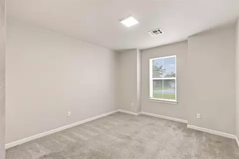 Bedroom - 9508 Megans Way, Mcloud, OK 74851 photo 5 of 8