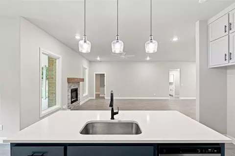 Kitchen - 9508 Megans Way, Mcloud, OK 74851 photo 4 of 4