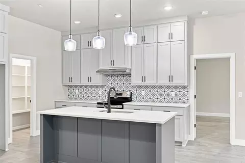 Kitchen - 9508 Megans Way, Mcloud, OK 74851 photo 2 of 4