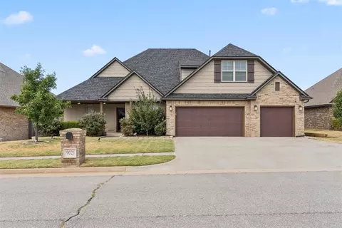 9021 NW 84th St, Yukon, OK 73099