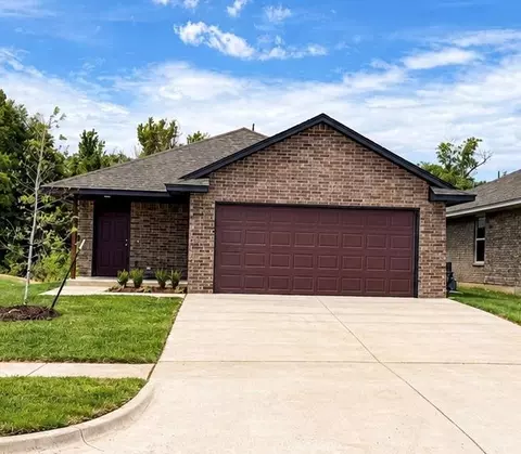 2007 Brush Creek Way, Newcastle, OK 73065