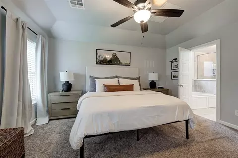 Bedroom - 2801 SE 22nd St, Oklahoma City, OK 73160 photo 2 of 6