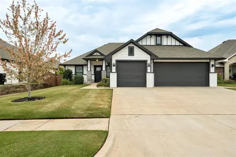 Exterior - 2801 SE 22nd St, Oklahoma City, OK 73160 photo 2 of 9