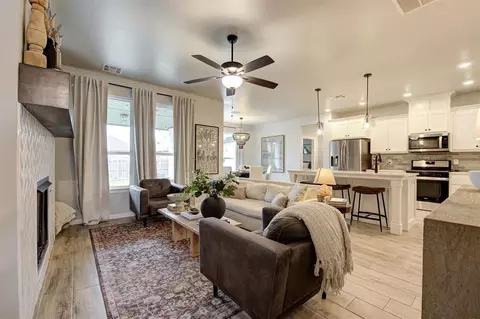Living - 2801 SE 22nd St, Oklahoma City, OK 73160 photo 1 of 5