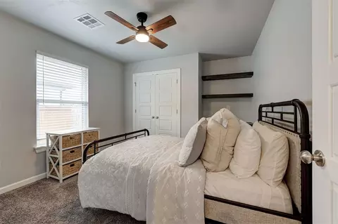 Bedroom - 2801 SE 22nd St, Oklahoma City, OK 73160 photo 5 of 6