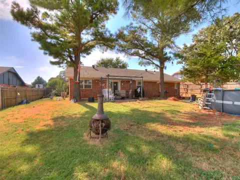 Exterior - 392 Echo Ln, Harrah, OK 73045 photo 2 of 5