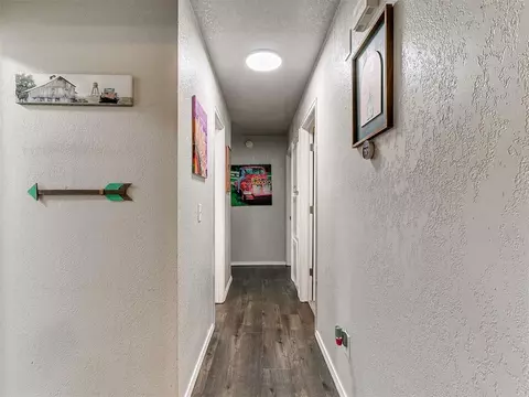 Entry Way - 392 Echo Ln, Harrah, OK 73045 photo 3 of 3
