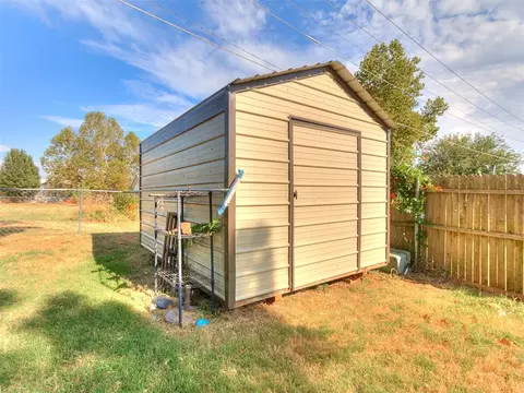 Other - 392 Echo Ln, Harrah, OK 73045 photo 2 of 3