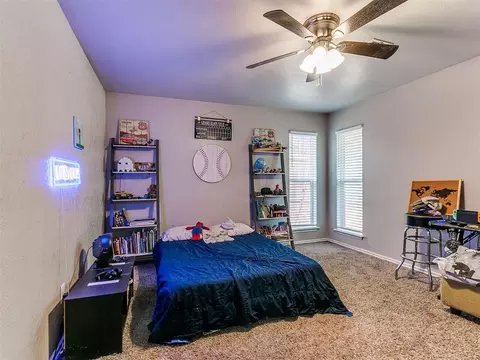 Bedroom - 392 Echo Ln, Harrah, OK 73045 photo 7 of 7