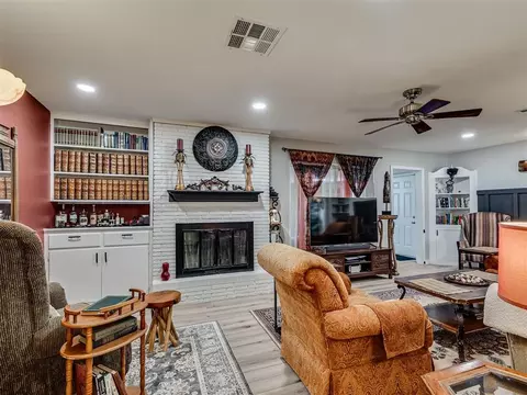 2620 Abbey Rd, Oklahoma City, OK 73120