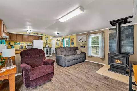 Living - 974 Bailey Ln, Norman, OK 73026 photo 1 of 4