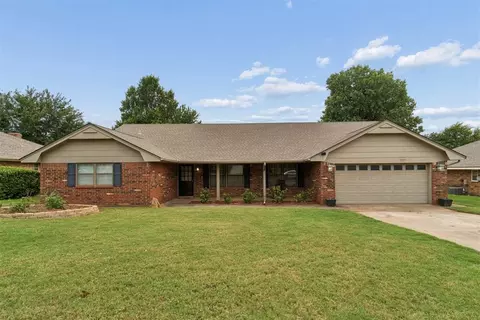 2013 Bella Vista Dr, Edmond, OK 73013