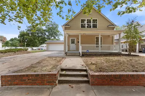 627 N Park Ave, Shawnee, OK 74801