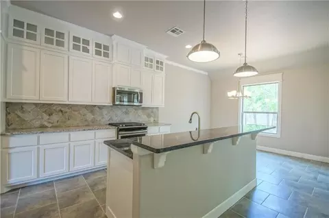 Kitchen - 2916 Pacifica Ln, Edmond, OK 73034 photo 1 of 2