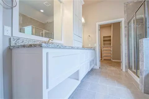 Entry Way - 2916 Pacifica Ln, Edmond, OK 73034 photo 5 of 6