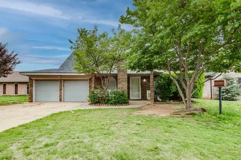 611 Linda Ln, Yukon, OK 73099