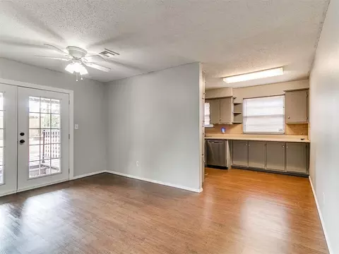 Other - 210 E Cherry Ave, Yukon, OK 73099 photo 6 of 9