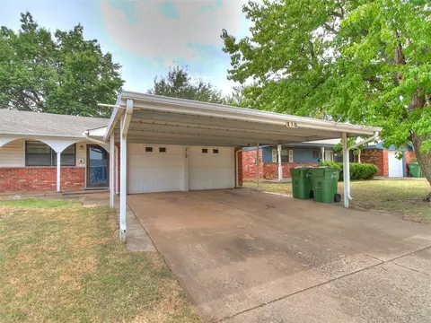 Other - 210 E Cherry Ave, Yukon, OK 73099 photo 3 of 9