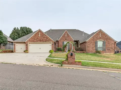 19605 Talavera Ln, Edmond, OK 73012