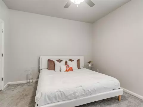 Bedroom - 1124 Colonial Ave, Tuttle, OK 73089 photo 8 of 11