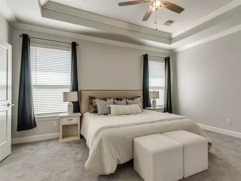 Bedroom - 1124 Colonial Ave, Tuttle, OK 73089 photo 7 of 11