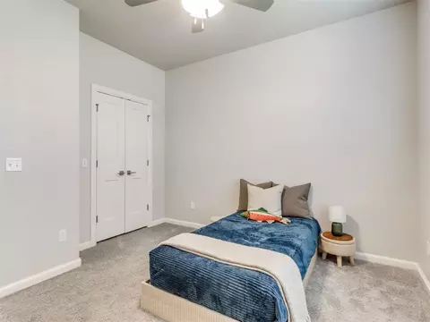 Bedroom - 1124 Colonial Ave, Tuttle, OK 73089 photo 2 of 11