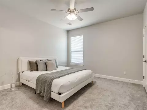Bedroom - 1124 Colonial Ave, Tuttle, OK 73089 photo 10 of 11