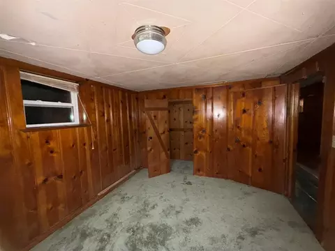 Bedroom - 206 W 1st St, Watonga, OK 73772 photo 4 of 4