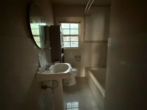 Bath - 206 W 1st St, Watonga, OK 73772 photo 1 of 3