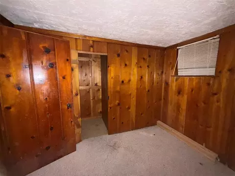Bedroom - 206 W 1st St, Watonga, OK 73772 photo 3 of 4