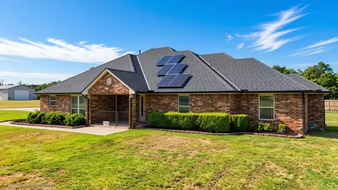 11133 Burning Oaks Dr, Oklahoma City, OK 73150