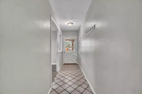 Entry Way - 332 Forest Dr, Norman, OK 73069 photo 1 of 2