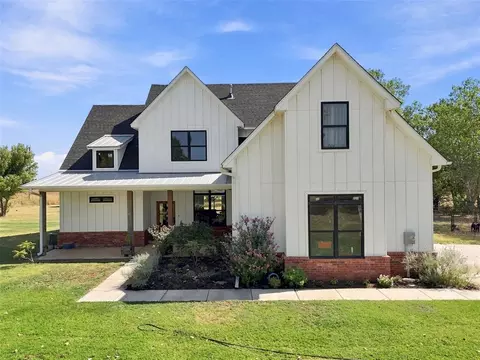 Exterior - 124 Kevin Ln, Tuttle, OK 73089 photo 2 of 6