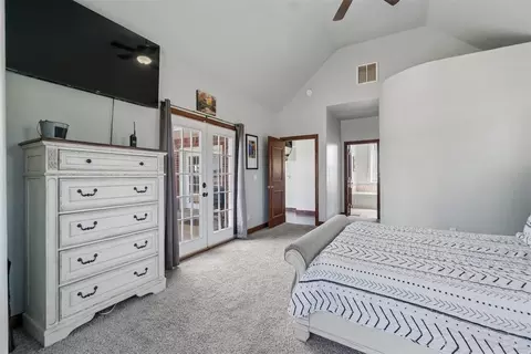 Bedroom - 407 Dana Ln, Mcloud, OK 74851 photo 2 of 4