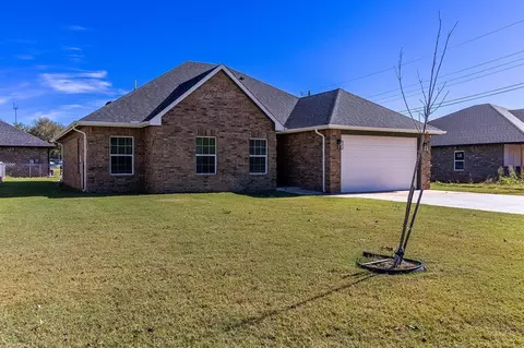 8816 N Shartel Ave, Oklahoma City, OK 73114