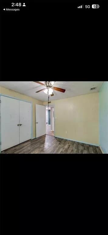 Bedroom - 9401 Whitebrook St, Norman, OK 73026 photo 2 of 3