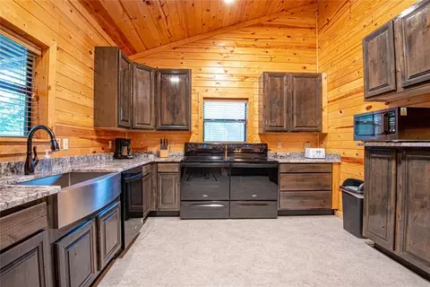 Kitchen - 256 Wild Goose Rd, Broken Bow, OK 74728 photo 1 of 5