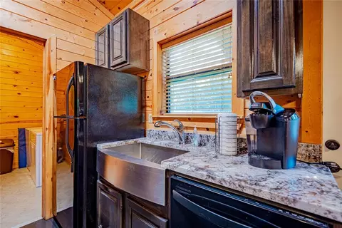 Kitchen - 256 Wild Goose Rd, Broken Bow, OK 74728 photo 3 of 5