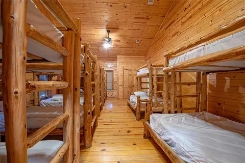 Bedroom - 256 Wild Goose Rd, Broken Bow, OK 74728 photo 4 of 7