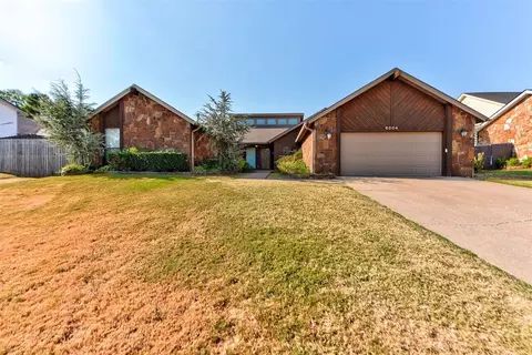 6004 Covington Ln, Warr Acres, OK 73132