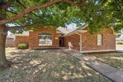 18113 Laurel Oak Dr, Edmond, OK 73012