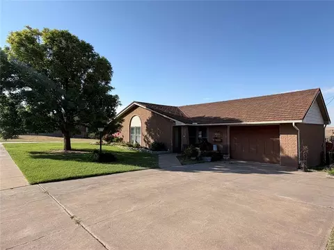 Exterior - 6071 Sunset Dr, Guymon, OK 73942 photo 2 of 6
