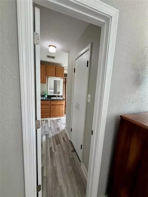 Entry Way - 6071 Sunset Dr, Guymon, OK 73942 photo 3 of 5