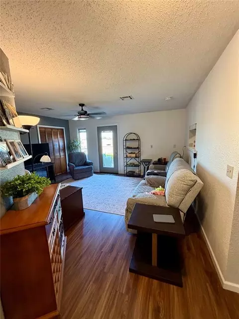 Living - 6071 Sunset Dr, Guymon, OK 73942 photo 1 of 1