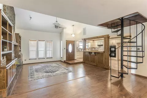 Living - 707 Cedar Springs Dr, Tuttle, OK 73089 photo 2 of 5