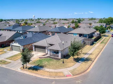 469 Nest Cir, Yukon, OK 73099