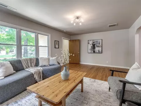 Living - 1102 Mcnamee St, Norman, OK 73069 photo 2 of 2