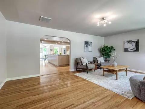 Living - 1102 Mcnamee St, Norman, OK 73069 photo 1 of 2